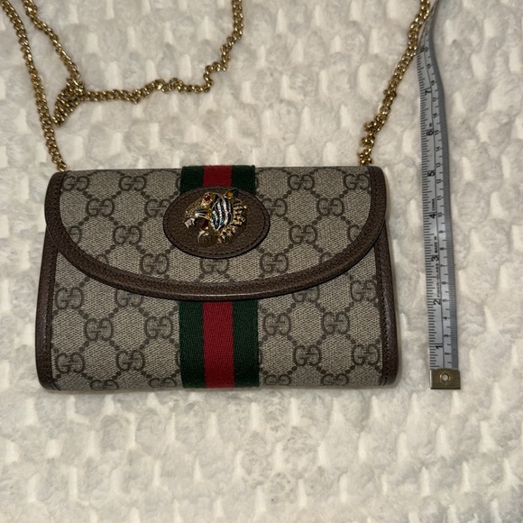 Gucci Rajah GG Supreme Small Crossbody-573797-Authentic-EUC - Picture 9 of 12